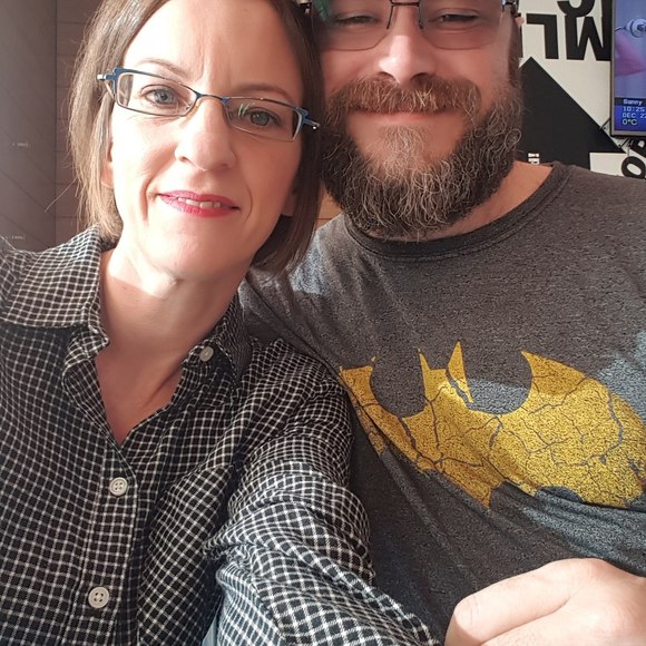 Meet your Posher, Mel - Picture 1 of 1